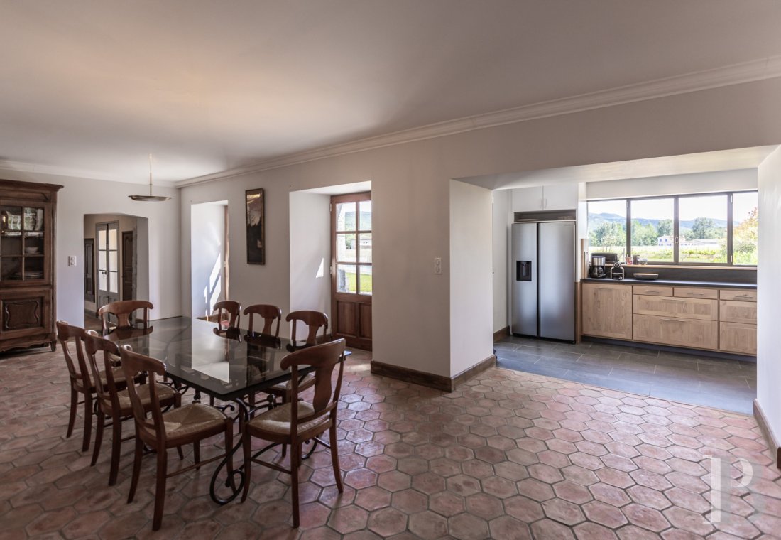 En Ardèche, à Saint-Alban-Auriolles, une ancienne ferme du 17e siècle à l’ombre d’un château - photo  n°5